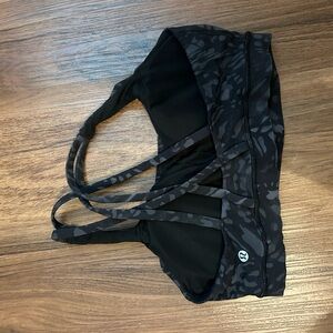 Lulu sports bra size 8